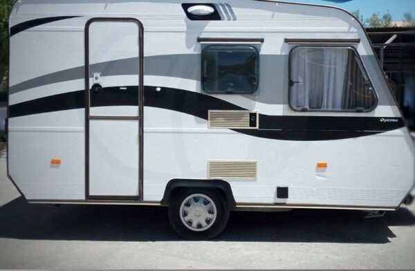 Decoración caravana Adria