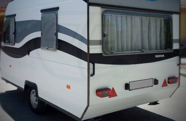 Decoración caravana Adria