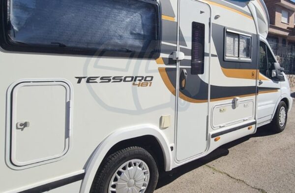 Decoración autocaravana Benimar Tessoro 481