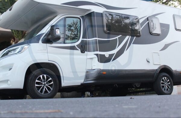 Decoración autocaravana Elnagh Baron