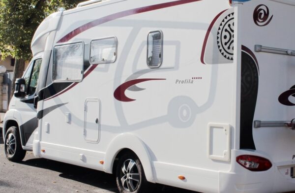 Decoración autocaravana Eura Mobil
