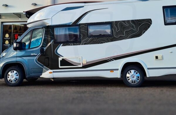 Decoración autocaravana Challenguer