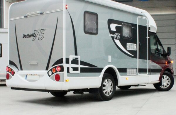 Decoración autocaravana Dethleffs 75
