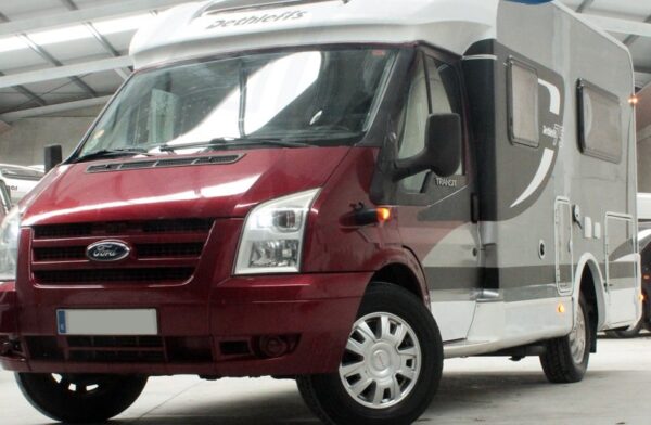Decoración autocaravana Dethleffs 75