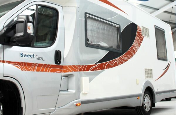 CHAUSSON 1 Decoración autocaravana Chausson