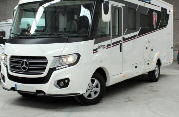 Decoración autocaravana Rapido M96