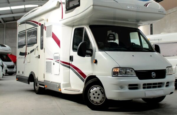 Decoración autocaravana Benimar Europe 6000 std